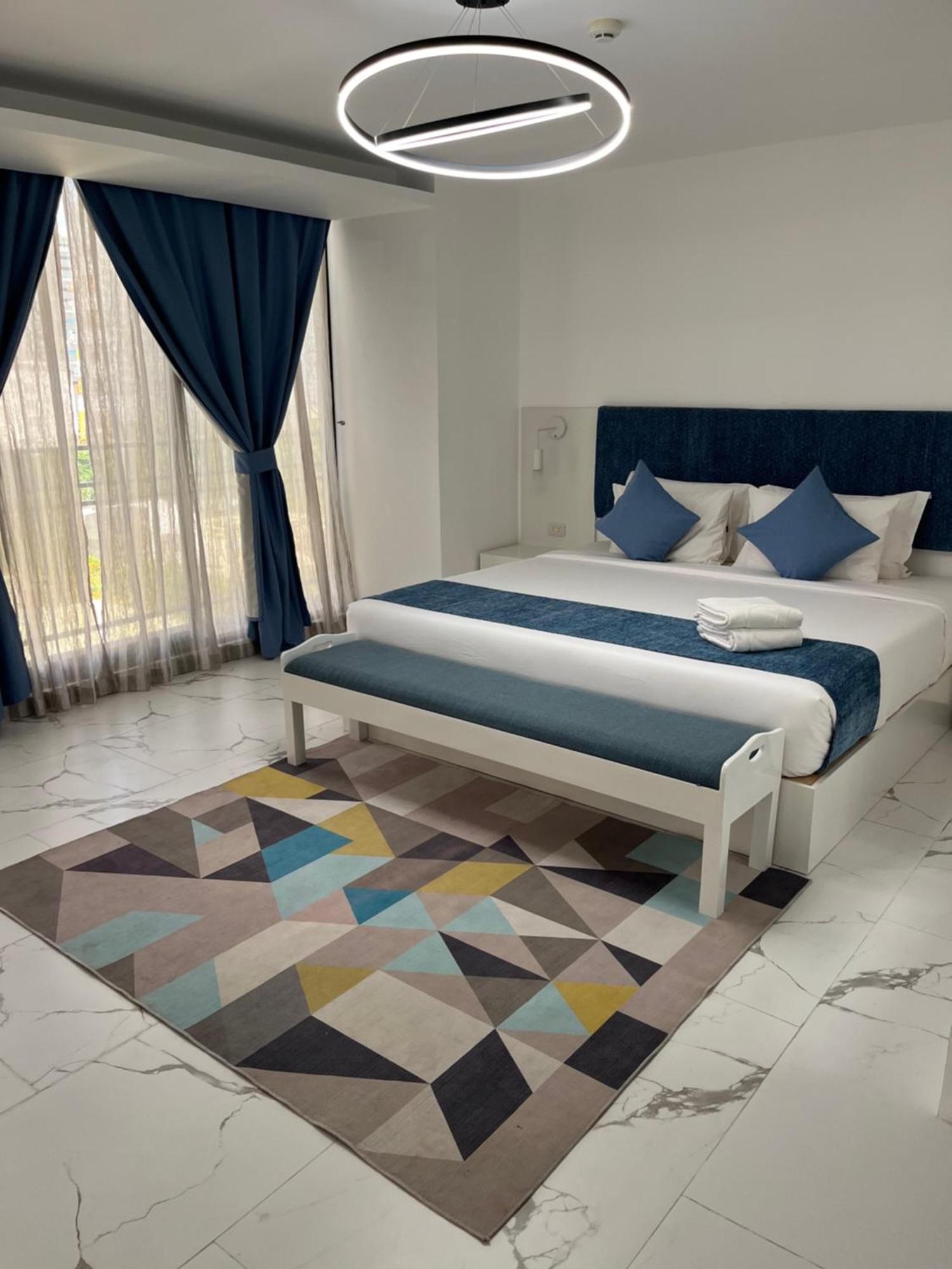88Th Avenue Aparthotel Cebu Buitenkant foto