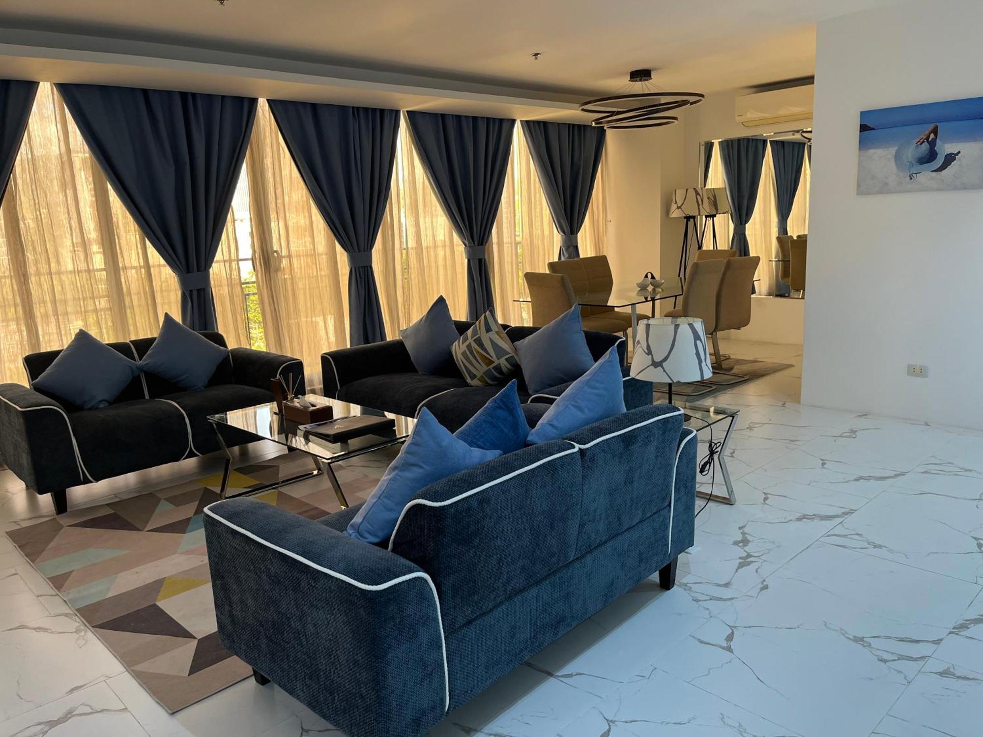88Th Avenue Aparthotel Cebu Buitenkant foto
